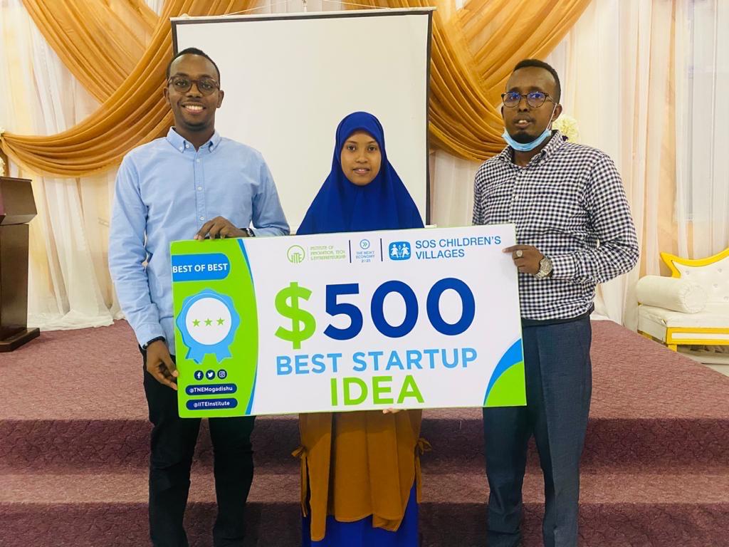 Fatima won the best start-up Idea at SIMADiLab of SIMAD University